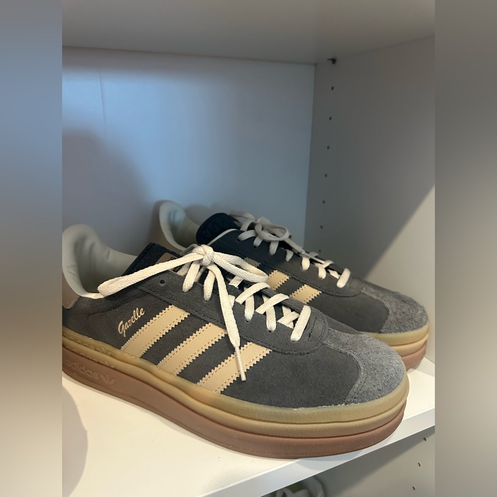 Wmns Gazelle Bold 'Grey Magic Beige Gum'
